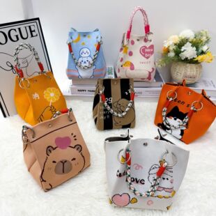 秋冬新款可爱动物针织水桶包女卡通百搭手拎包通勤大容量手提包