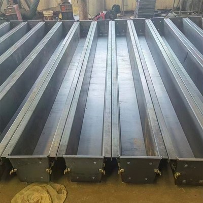 立柱过梁b钢模具警示桩卡扣拆模柱子用预制混凝土葡萄架立柱钢模