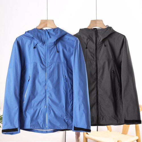 鸟家同款BETALTHADR0N冲锋衣