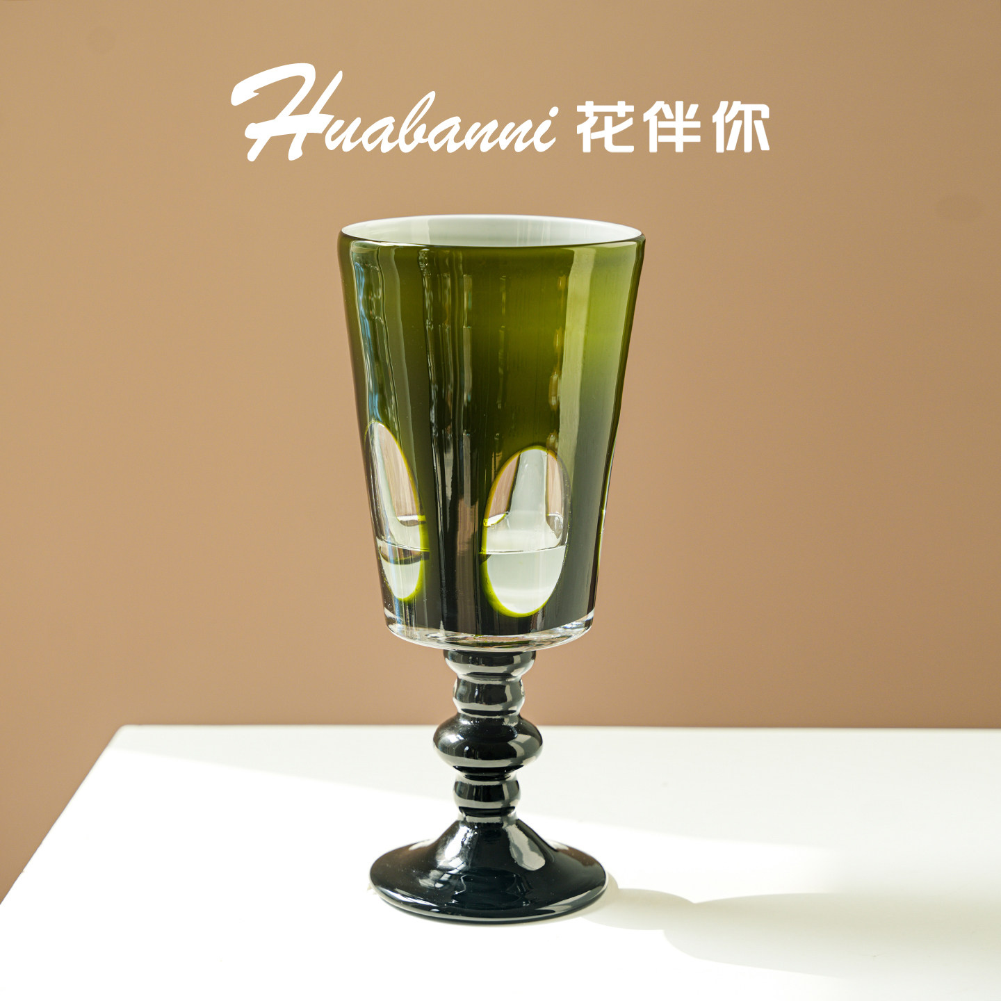 法式高脚玻璃花瓶高级感特别好看的桌面装饰琉璃花器复古绿色插花