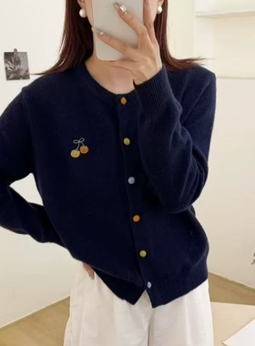 【一一专享】A171刺绣针织开衫女彩色纽扣圆领毛衣百搭休闲