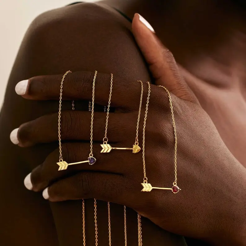 钛钢高保色十二生辰石项链ins12诞生石一穿心吊坠项链18k金