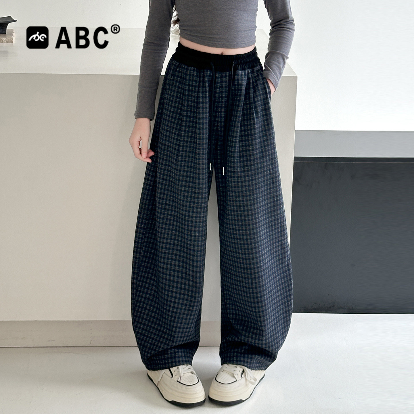 ABC女童春季童装休闲裤2026新款女大童时髦春秋款宽松格子弯刀裤