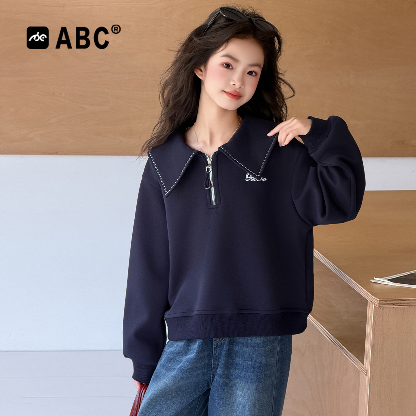 ABC女童春秋娃娃领甜美卫衣