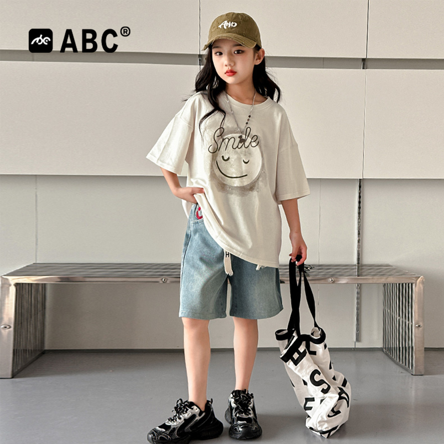ABC女童夏季笑脸两件套