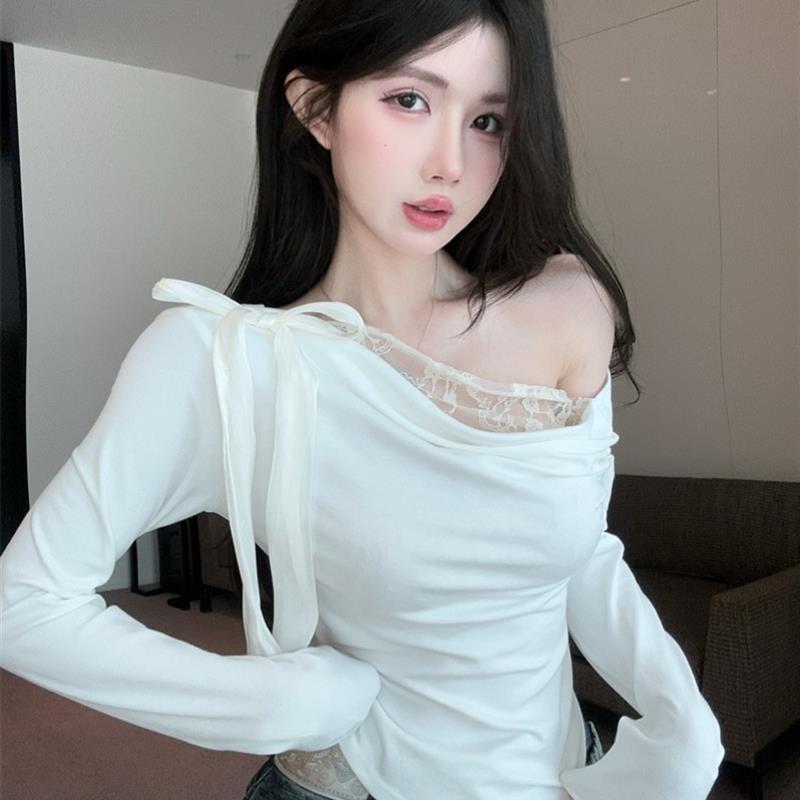 纯欲辣妹小心机一字肩蕾丝蝴蝶结T恤女秋修身不规则下摆性感上衣