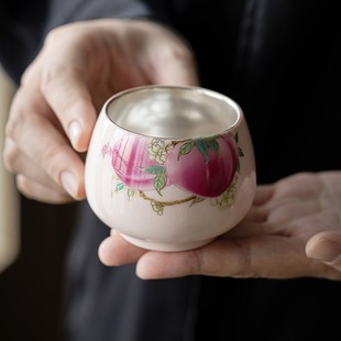 寿桃献礼可爱粉色鎏银羊脂u玉瓷茶杯主人杯女士个人专用杯子高档