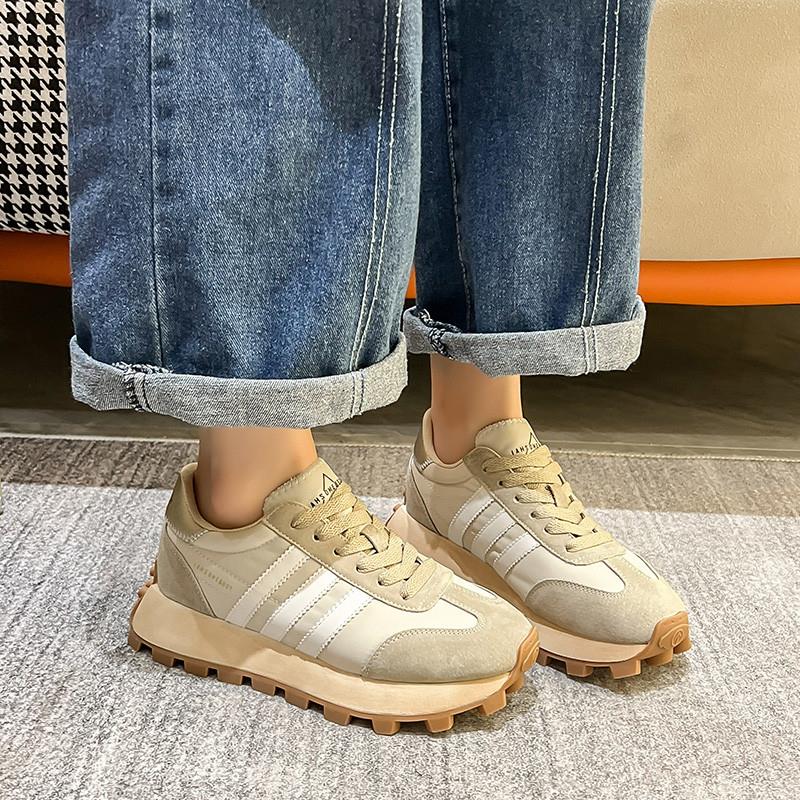 推荐内增高阿甘鞋女6CM4CM