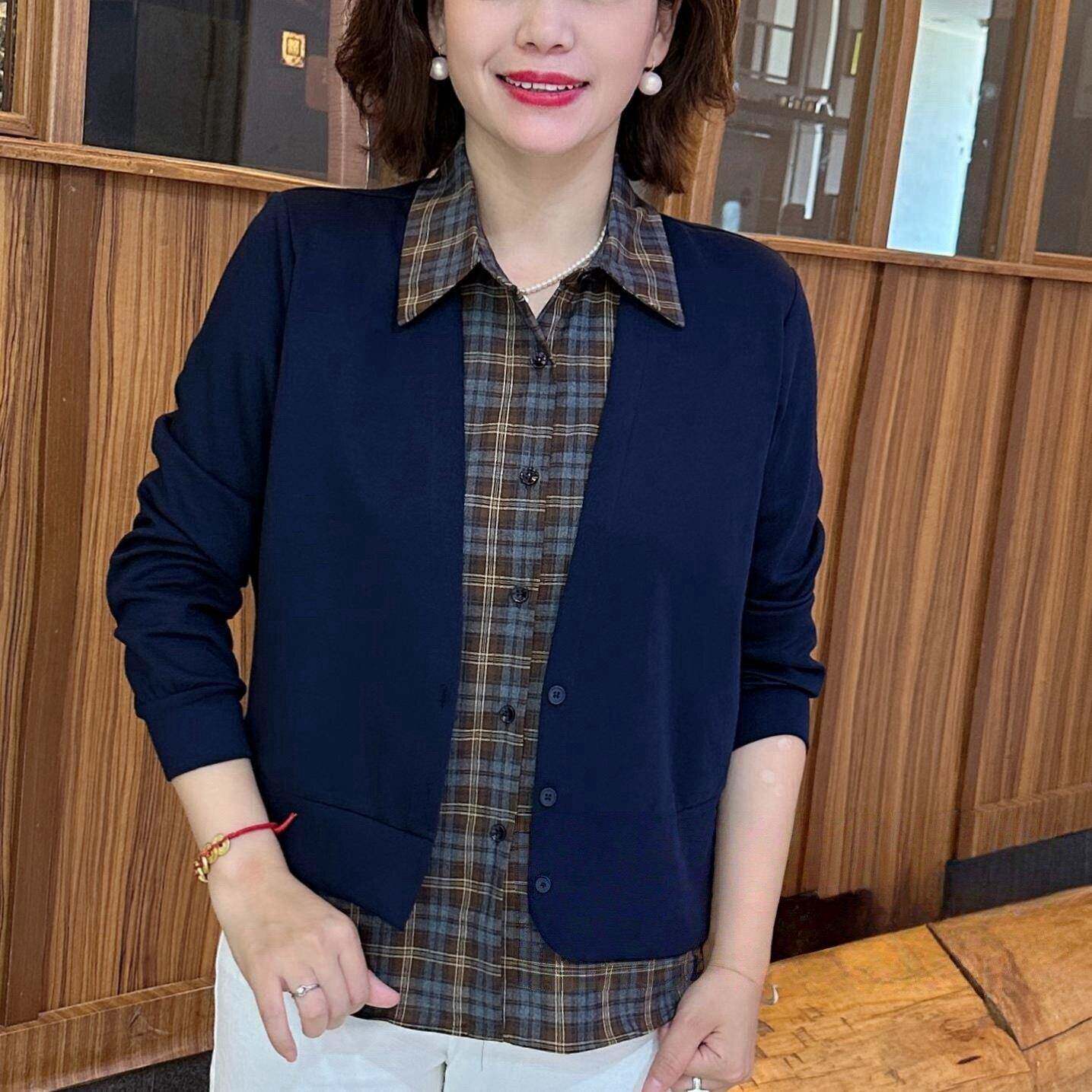 推荐2026新款中老年妈妈春装上衣女宽松显瘦休闲百搭假两件卫衣