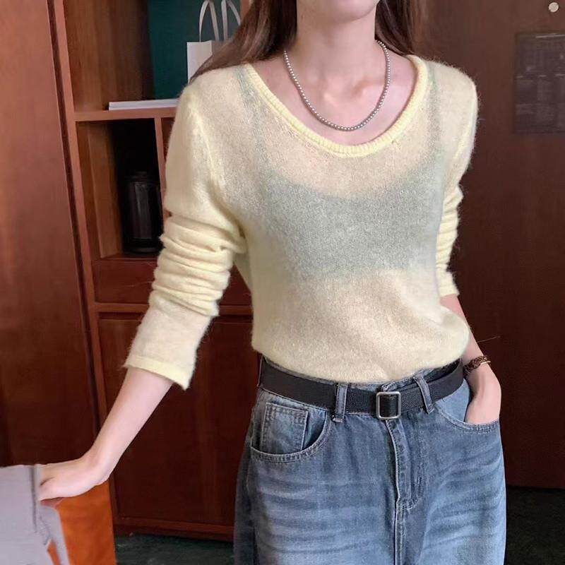 新品圆领套头毛衣女秋冬2025新款软糯微透内搭修身针织打底衫长袖