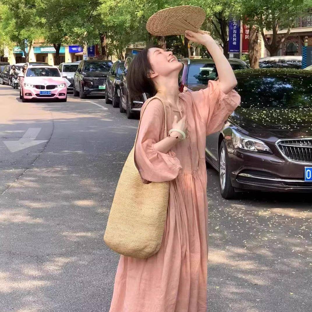 推荐粉色棉麻长袖连衣裙女高级感2026早秋新款女装大码遮肚显瘦大