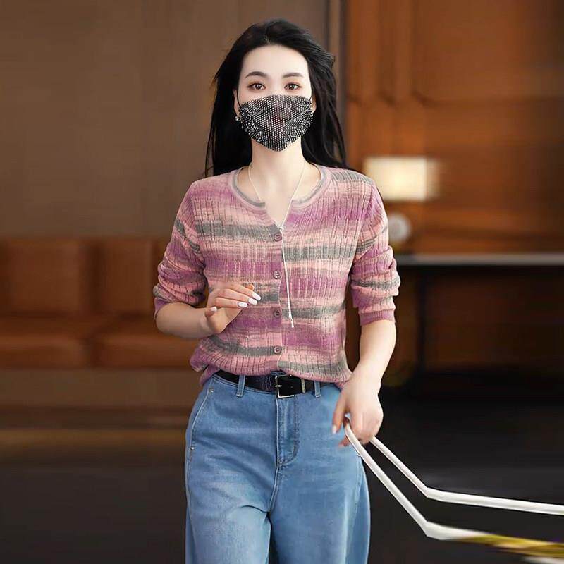 推荐时尚彩虹条纹长袖针织开衫2026春季新款宽松显瘦百搭毛衣外套