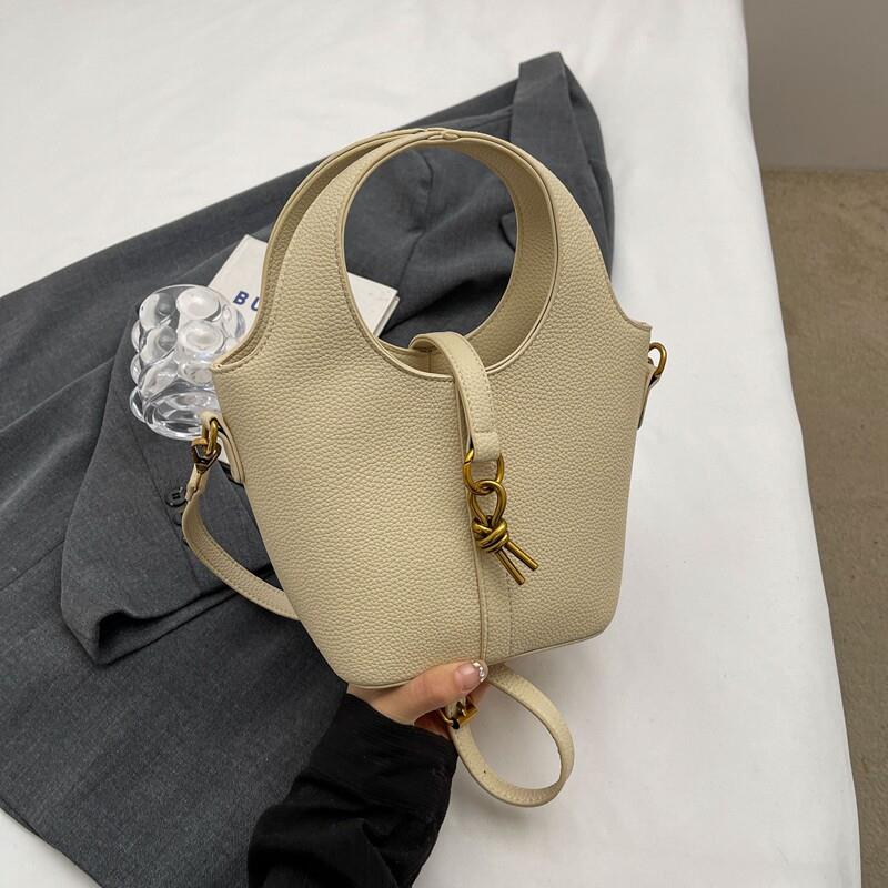 推荐今年流行包包女士2024