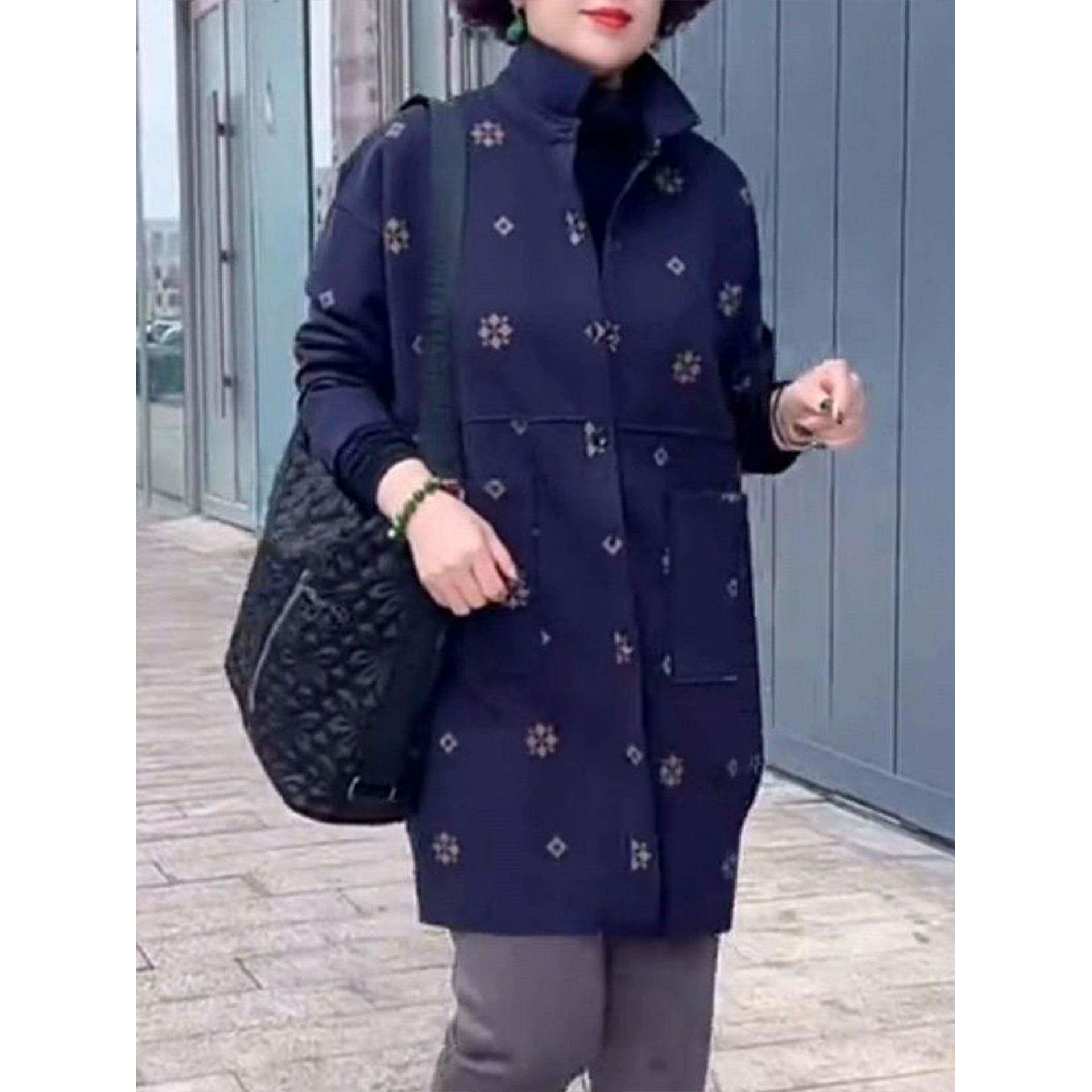 推荐时尚中年妈妈翻领风衣外套女2026秋季新款宽松休闲百搭中长款