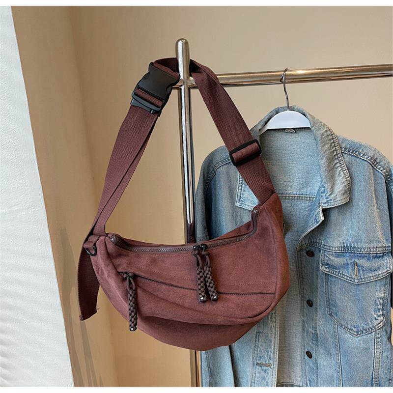 新品斜挎包女秋冬2025新款麂皮绒包大容量棕色系美拉德通勤包饺子