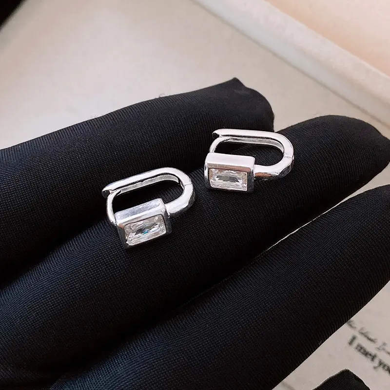 复古简约方形锆石u形耳扣新款百搭时尚ins风耳环女轻奢高级感耳饰