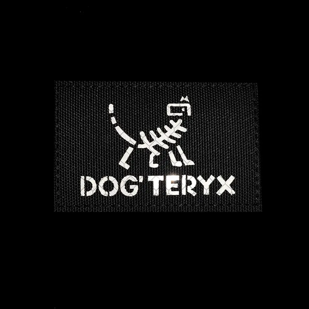 猫咪反光魔术贴臂贴肩士气衣服帽子背包高端 at配饰布