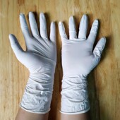 一次性12寸加长加厚防水厨房美容居家清洁纯丁晴乳胶耐磨劳保手套