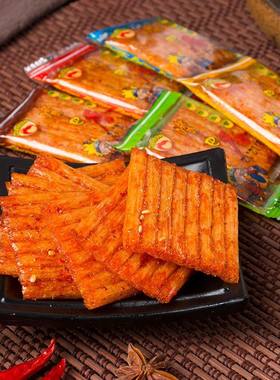嘴巴香辣条亲嘴片辣片独立包装8090后小时候的零食包邮大刀肉素肉