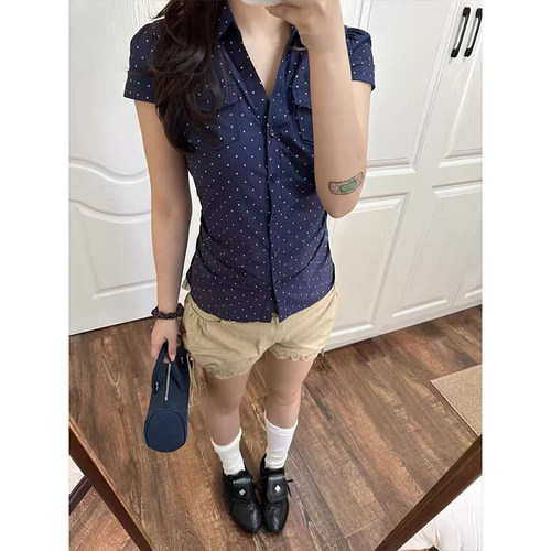 波点短袖衬衫掐腰修身翻领上衣女