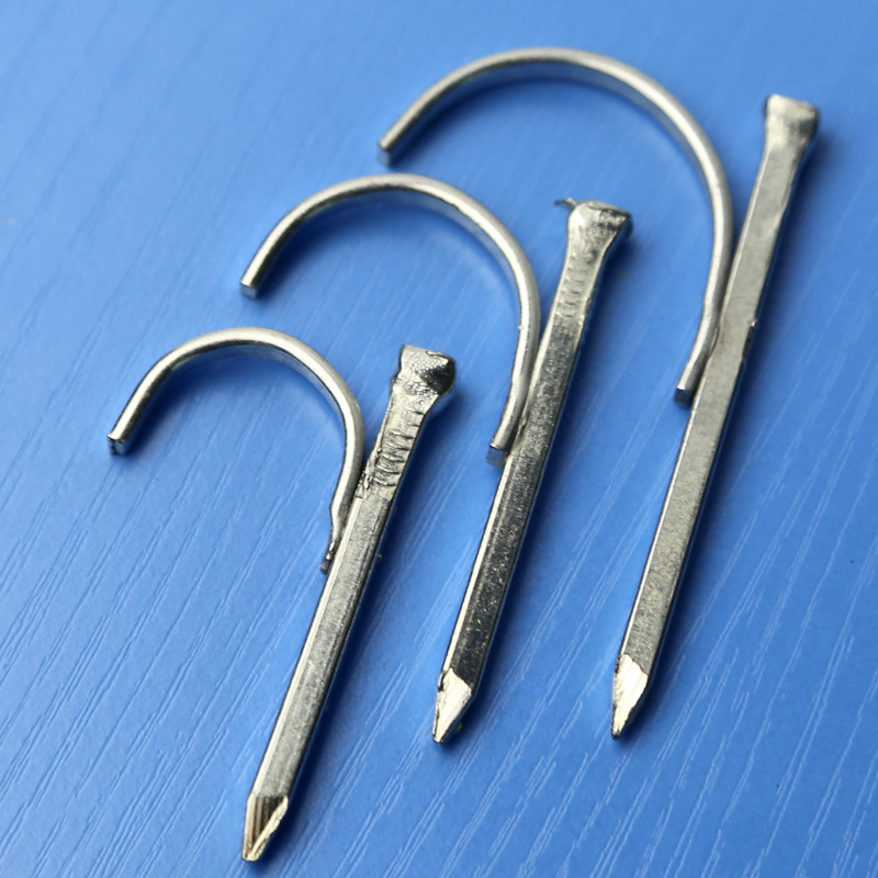 四六分一寸免打孔金属加硬镀锌ppr水管方勾钉钢钉kbg固定钩钉