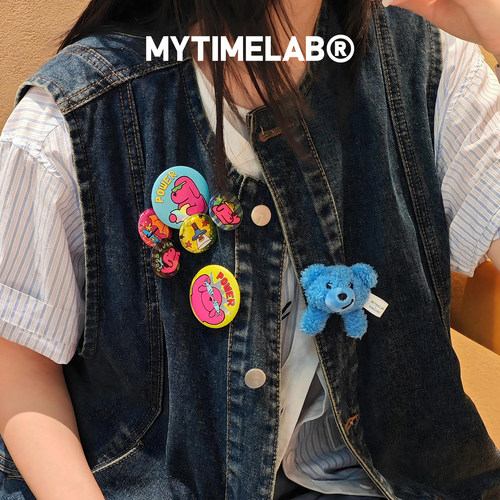 MYTIMELAB摩太潮玩PD悠闲假日徽章休闲包粉狗挂件别针套装配饰