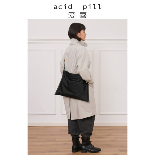 acidpill男女同款斜挎包流浪包