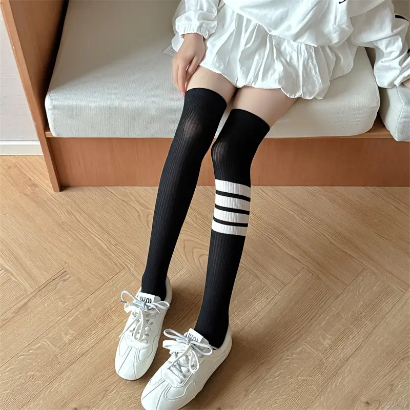 2025薄款四条杠款袜子女春款潮黑白条纹过膝女袜,个性定制/设计服务/DIY,JK制服加工定制,淘宝优惠券,粉丝福利购,淘宝优惠卷