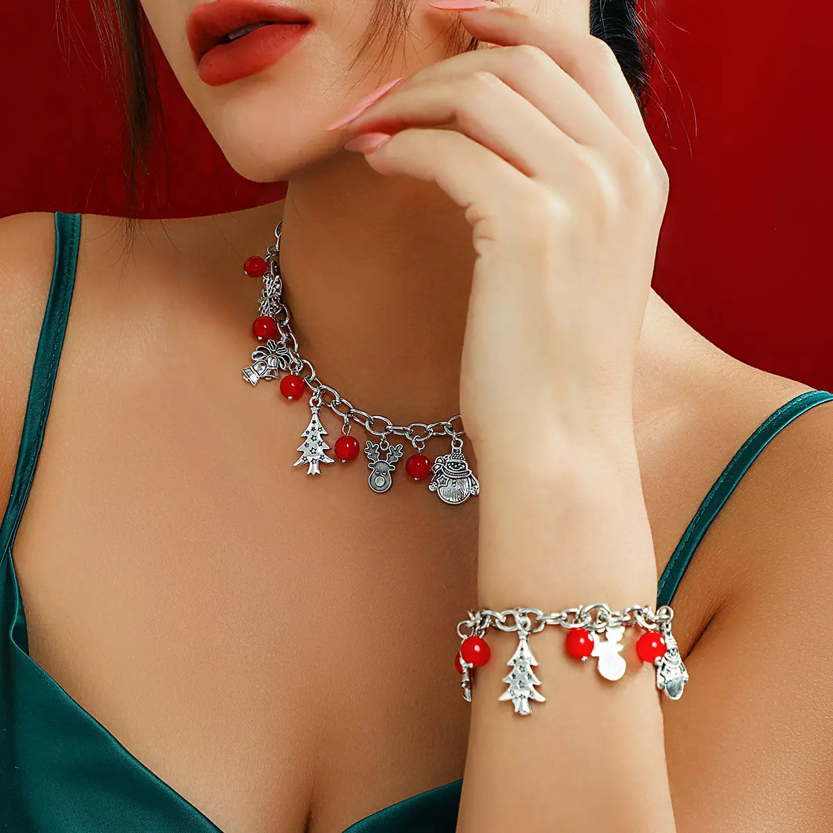 欧美饰品 创意多元圣诞树礼盒铃铛吊坠项链 时尚红色圆珠项饰,饰品/流行首饰/时尚饰品新,项链,淘宝优惠券,粉丝福利购,淘宝优惠卷