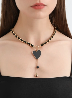欧美饰品 缠绕绒布黑色爱心贝母项链女 冷淡风锁骨链流苏项饰