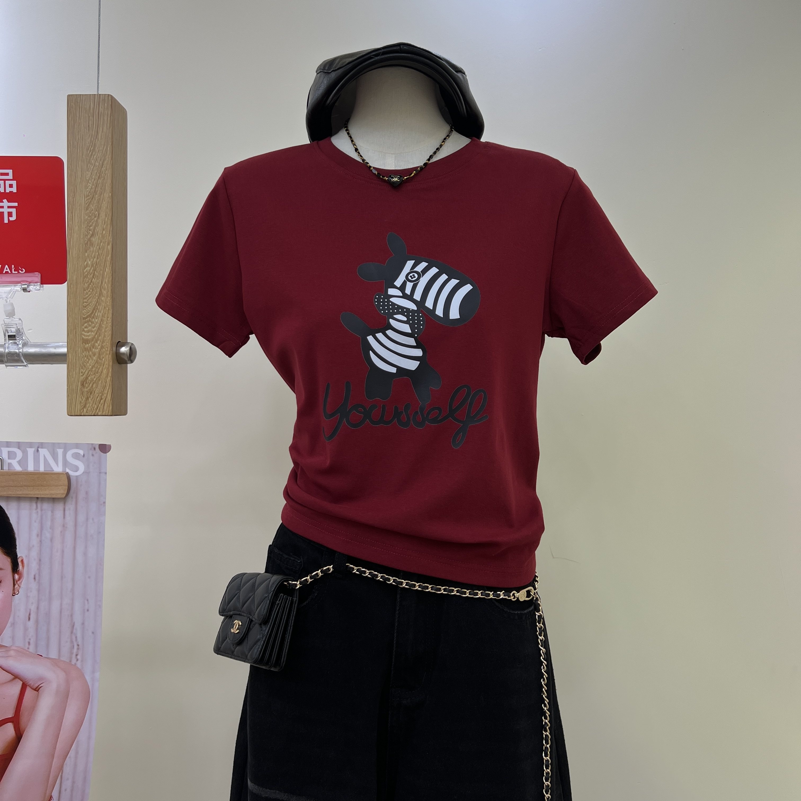 2026款高端欧货新款时尚百搭圆领卡通印花字母打底短袖T恤上衣,女装/女士精品,T恤,淘宝优惠券,粉丝福利购,淘宝优惠卷