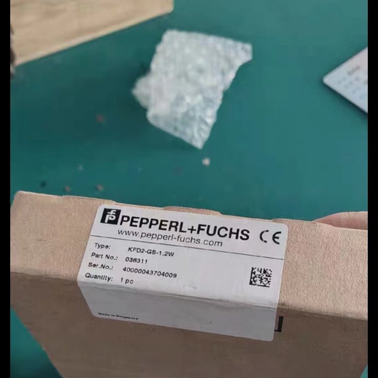 德国倍加福 质量保障 WCS3B-LS510H-OM 浪涌保护器 接近开关 光学