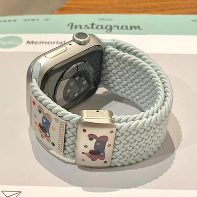 适用iWatchs11表带新款苹果手表s10卡通腊肠狗插画applewatchS987编织磁吸表带华为Fit5创意FIT4小米9Pro夏天