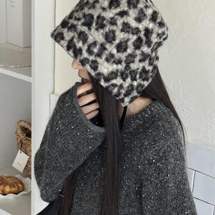 豹纹毛绒系带渔夫帽女百搭保暖护耳显脸小包头帽韩里韩气的帽子