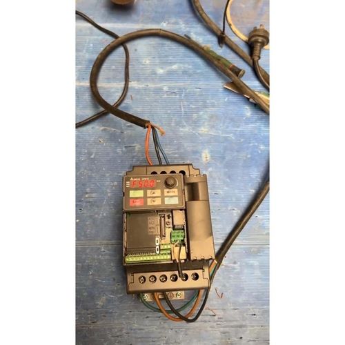 台达变频器VFD-E  2.2KW