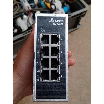 99新台达交换机  DVS-008100原装拆机  功能完好
