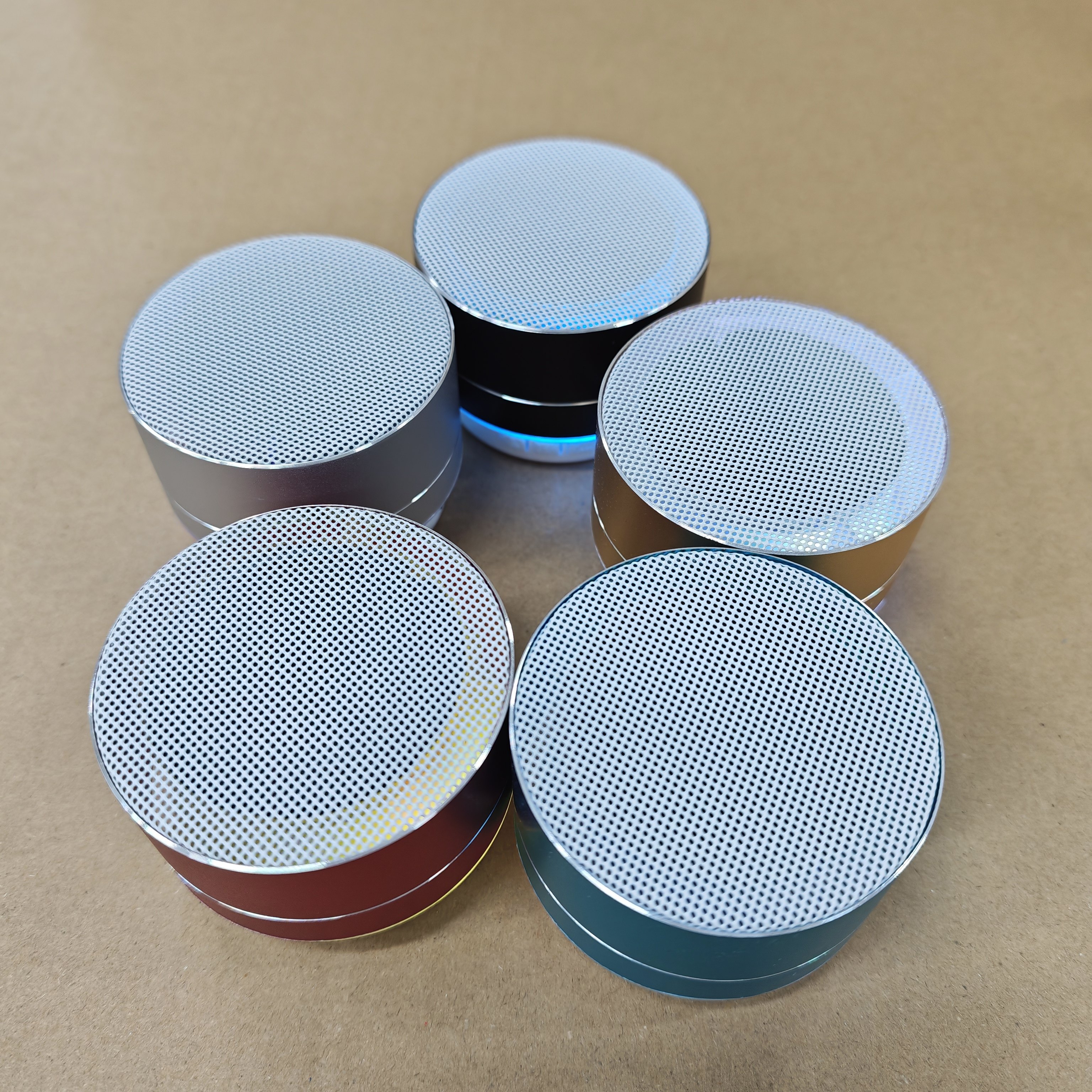 蓝牙小音箱 颜色随机发 不包好坏 diy研究