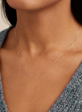 不锈钢26个字母大写首字母项链女简约通勤二十六字母锁骨链