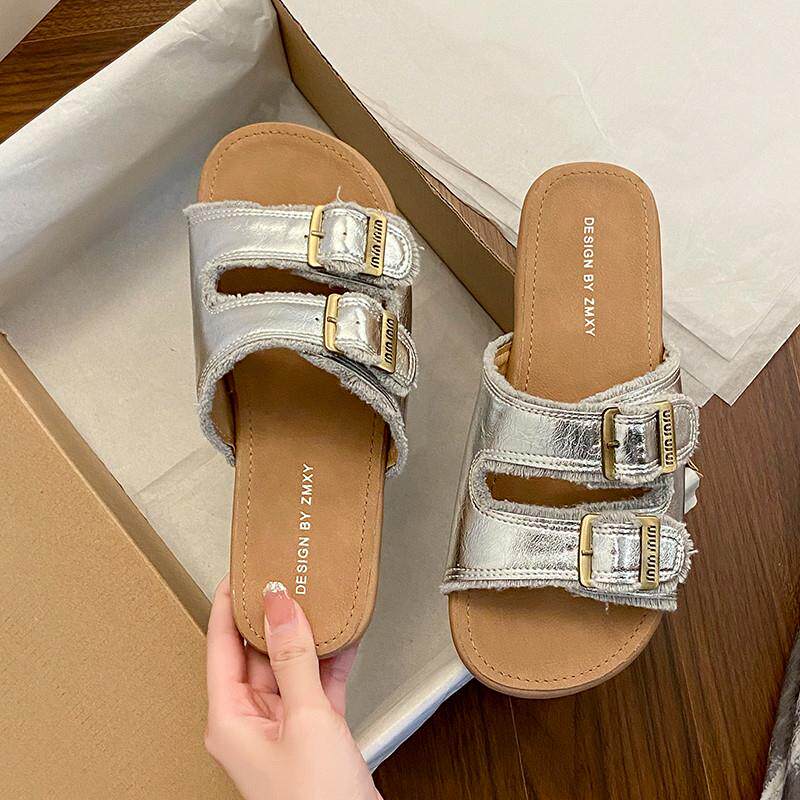 新品平底勃肯拖鞋女夏季外穿2026新款休闲时尚一字拖配裙子沙滩凉