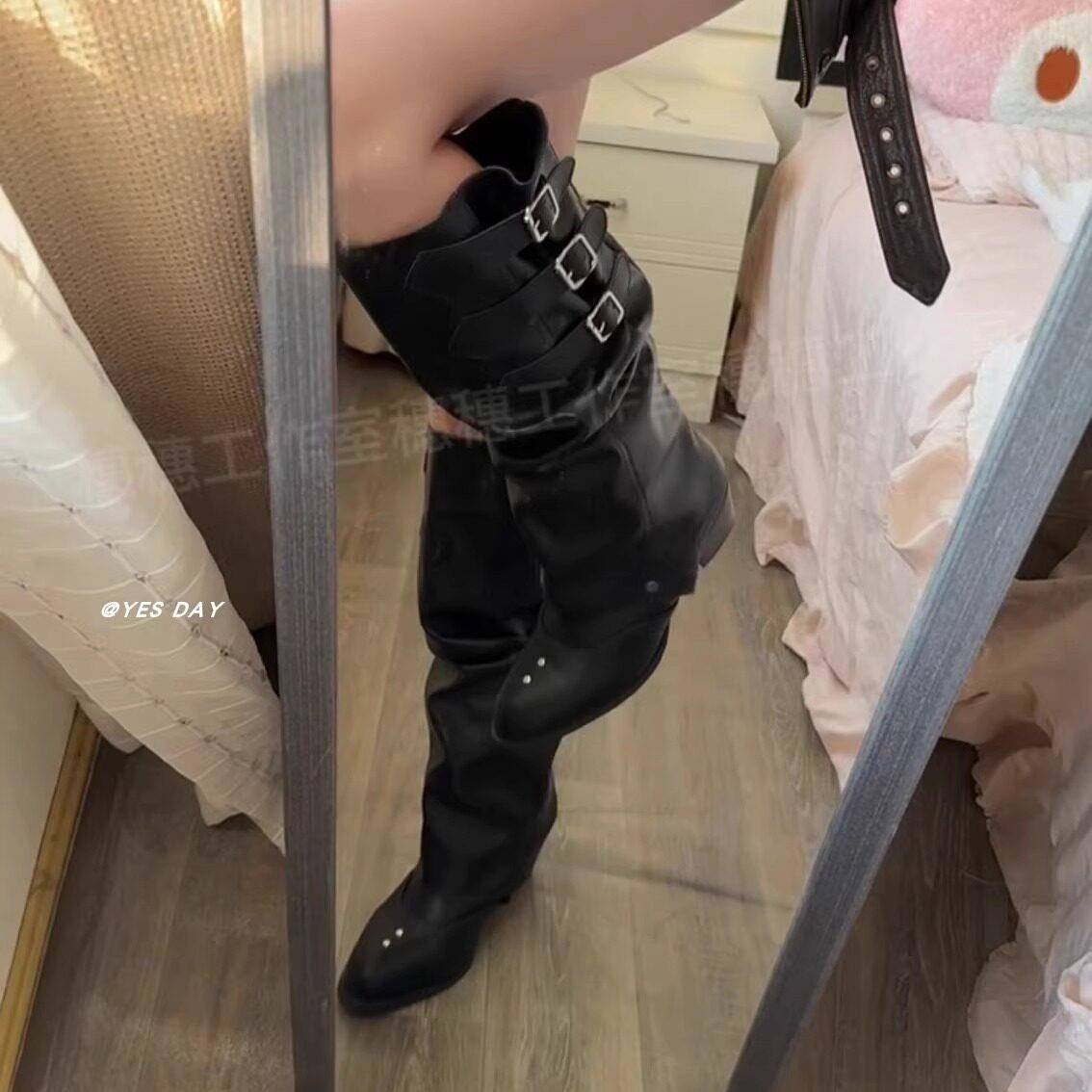 好货美拉德复古皮带扣西部牛仔靴女2026秋季新款尖头褶皱堆堆厚底