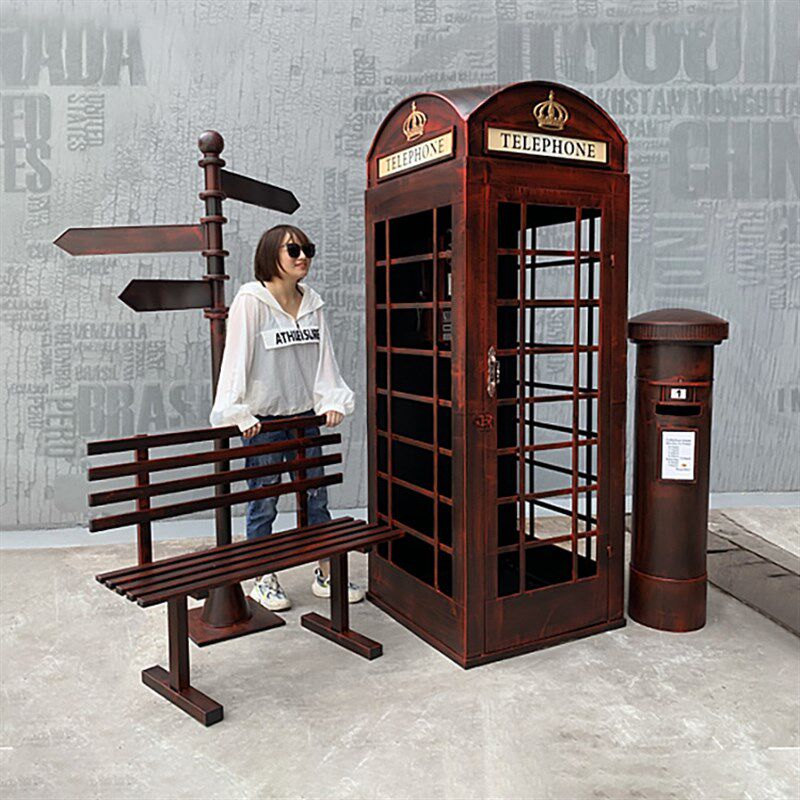 英式红色电话亭大型美陈铁艺复古落地摆件邮筒路牌景观椅套装厂家