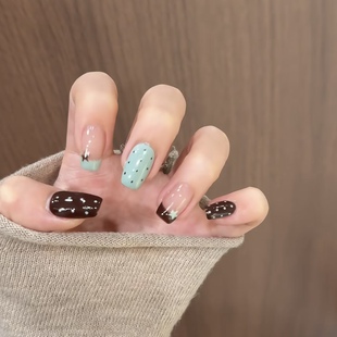 COLORHER绿色波点穿戴甲简约时尚 美甲甲片 短款