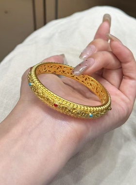 卡纯诗沙金花丝皇后手镯卡扣女高级感手环手串送礼新款仿真金镯子