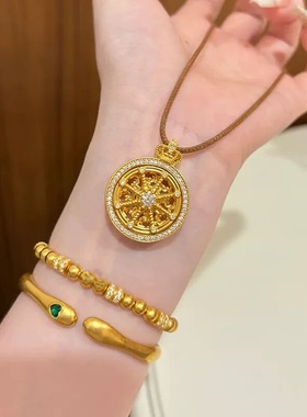 卡纯诗金店同款沙金仿真金点钻镂空幸福马车罗盘吊坠项链送女友