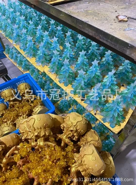 圣诞树橱窗树脂摆件圣诞树装饰品摆件设计装修家居圣诞树led摆件