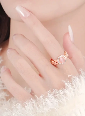 2025年新款爆款粉色水晶蕾丝戒指女轻奢高级感小众精致气质