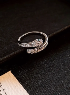 银色锆石小蛇扭曲开口戒指小众冷淡风食指戒精致轻奢高级感手饰女