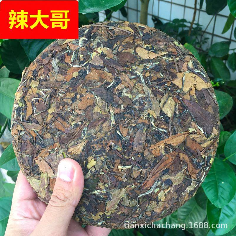 2019陈年古树老白茶寿眉白茶饼300g自然陈化老寿眉白茶叶散装