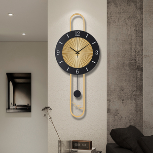 挂钟客厅家用2023新款挂墙时钟现代简约时尚竖款艺术装饰网红钟表