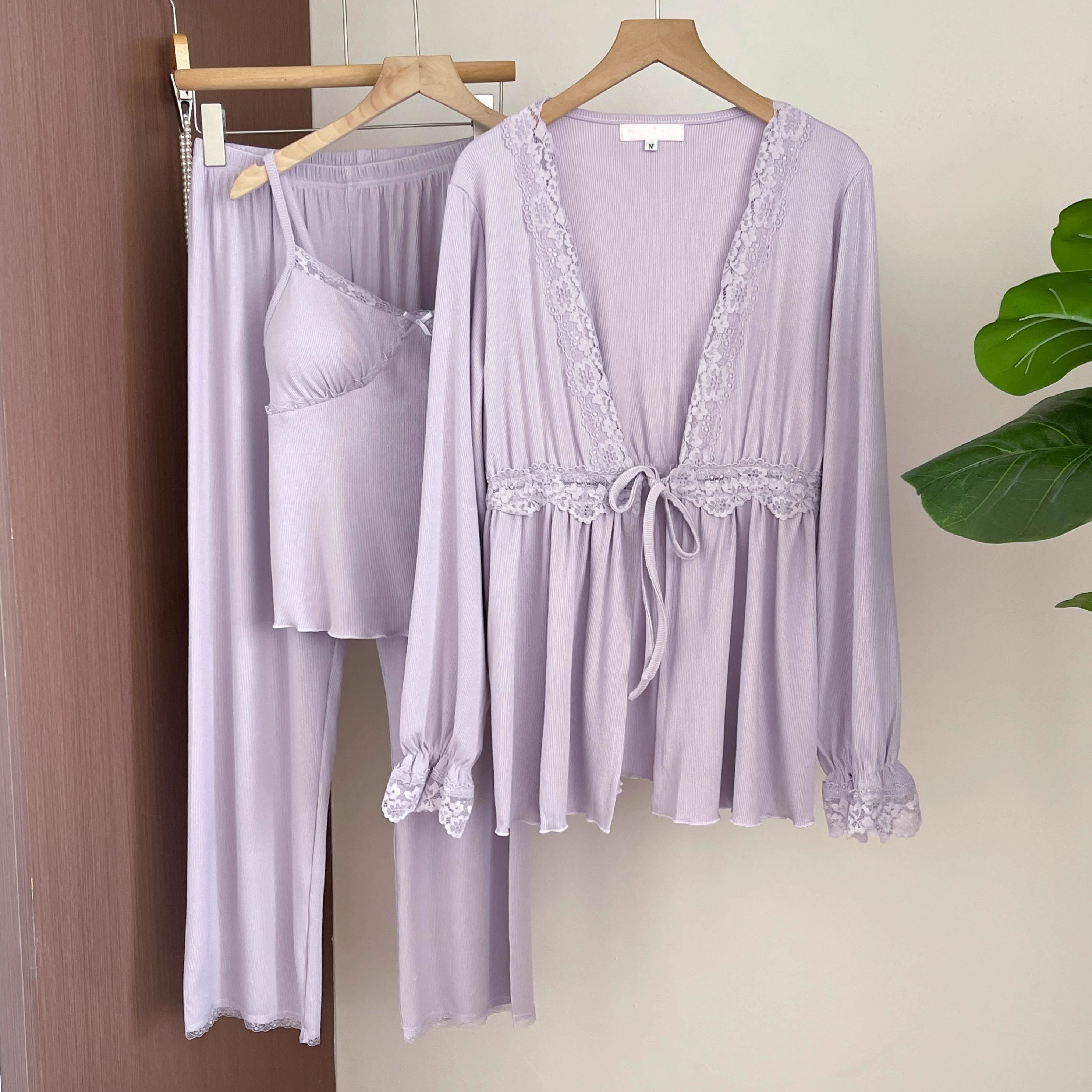 莫代尔睡衣女款春秋三件套带胸垫